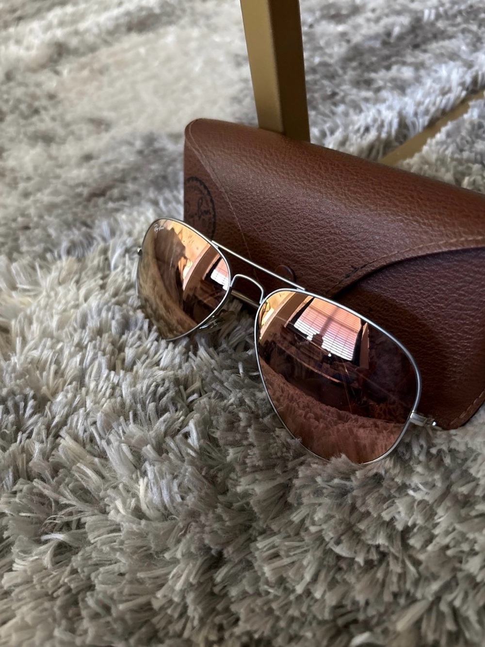 Ray Ban Aviator Sunglasses with Rose Gold Lenses and Silver Frame *Unisex*